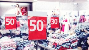 6 Tips for Shopping Clothing Sales