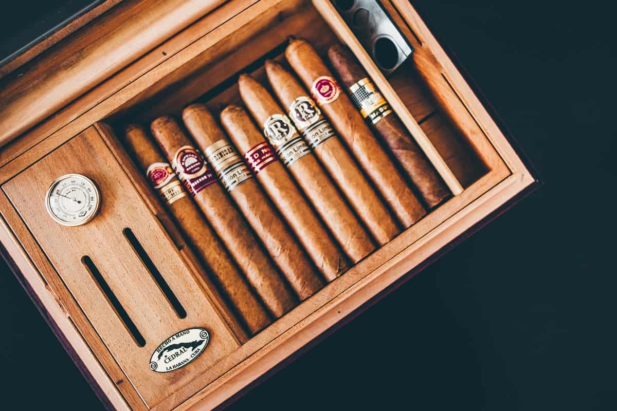 A Beginner's Guide to Smoking a Cigar