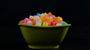 6 Strange Health Benefits of Mastic Gum Products