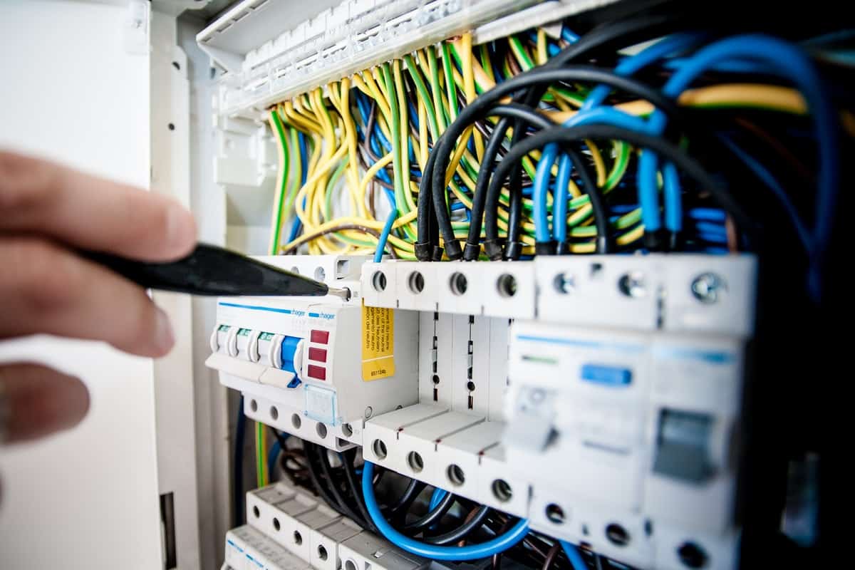 5 Most Common Calls to an Electrician