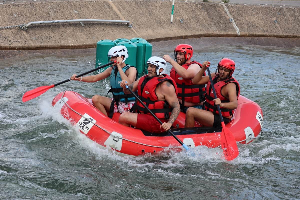 4 Reasons You Should Go White Water Rafting