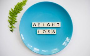 5 Reasons You Should Work With a Nutritionist During Weight Loss