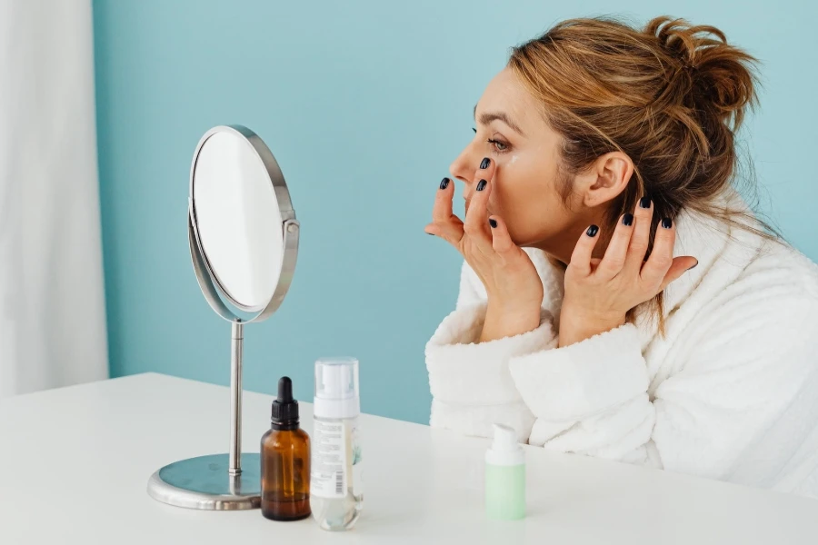How To Layer Your Skin Care Products For Maximum Effectiveness